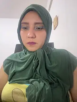 Snapshot of hannahayat chatting on March 18, 2026, 3:42 am hannahayat online show from March 18, 2026, 3:42 am