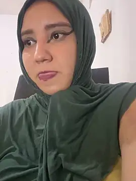 Snapshot of hannahayat chatting on March 18, 2026, 3:48 pm hannahayat online show from March 18, 2026, 3:48 pm
