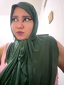 Snapshot of hannahayat chatting on March 23, 2026, 9:19 pm hannahayat online show from March 23, 2026, 9:19 pm