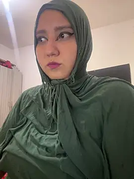 Snapshot of hannahayat chatting on March 27, 2026, 2:50 pm hannahayat online show from March 27, 2026, 2:50 pm