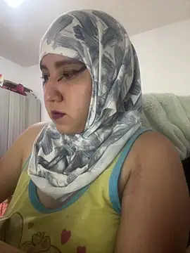 Snapshot of hannahayat chatting on April 17, 2026, 1:25 pm hannahayat online show from April 17, 2026, 1:25 pm