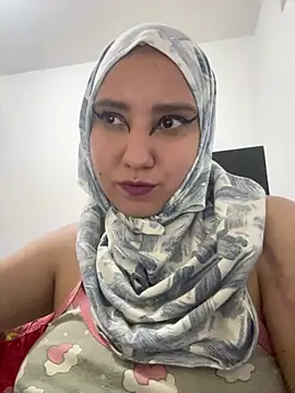 Snapshot of hannahayat chatting on April 23, 2026, 9:39 pm hannahayat online show from April 23, 2026, 9:39 pm