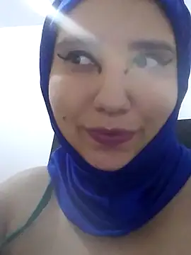 Snapshot of hannahayat chatting on May 22, 2026, 11:10 pm hannahayat online show from May 22, 2026, 11:10 pm