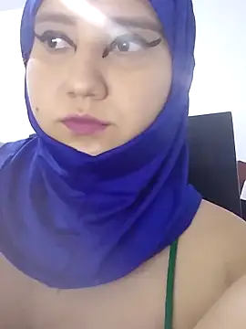 Snapshot of hannahayat chatting on May 23, 2026, 2:21 pm hannahayat online show from May 23, 2026, 2:21 pm