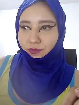 Snapshot of hannahayat chatting on May 27, 2026, 10:29 pm hannahayat online show from May 27, 2026, 10:29 pm