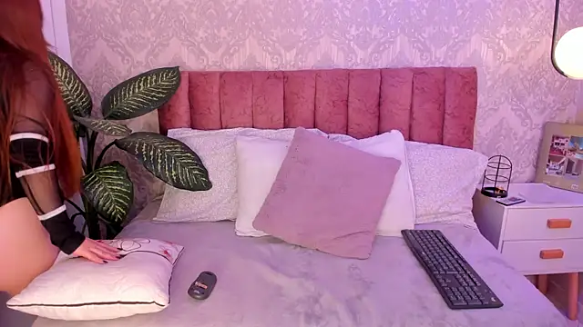 tiffany becker online show from January 7, 2025, 7:49 pm