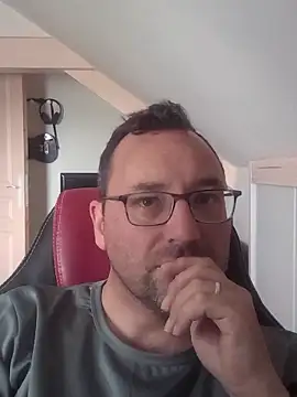 Fantaxx86 online show from April 26, 2026, 11:19 am