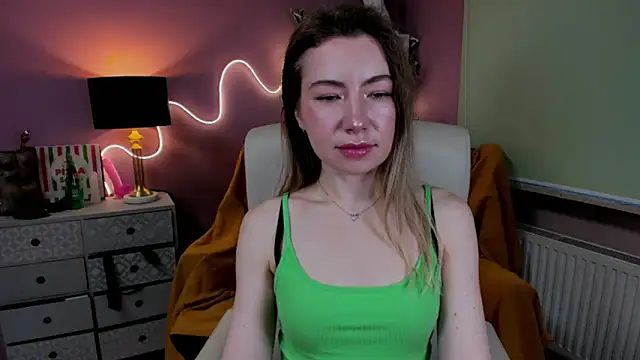 Mia Tasty online show from December 19, 2025, 7:59 am