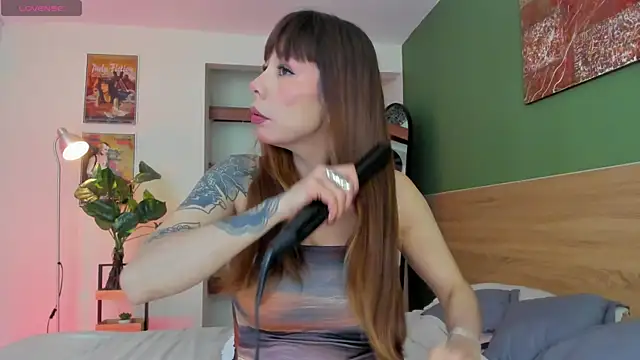 iriiina veneno online show from April 2, 2026, 4:26 pm