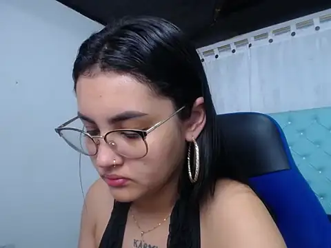 Snapshot of antonella_sweetlittle chatting on October 28, 2025, 8:18 am antonella sweetlittle online show from October 28, 2025, 8:18 am