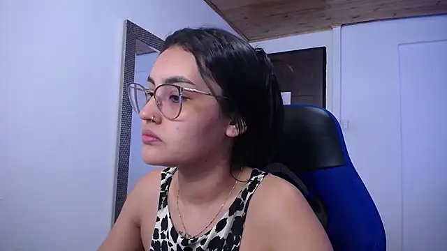 Snapshot of antonella_sweetlittle chatting on November 9, 2025, 12:36 pm antonella sweetlittle online show from November 9, 2025, 12:36 pm