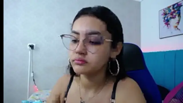 Snapshot of antonella_sweetlittle chatting on November 18, 2025, 12:42 pm antonella sweetlittle online show from November 18, 2025, 12:42 pm