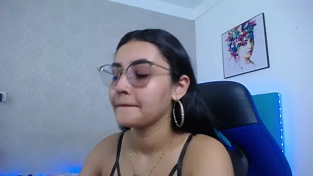 Snapshot of antonella_sweetlittle chatting on November 27, 2025, 1:02 pm antonella sweetlittle online show from November 27, 2025, 1:02 pm