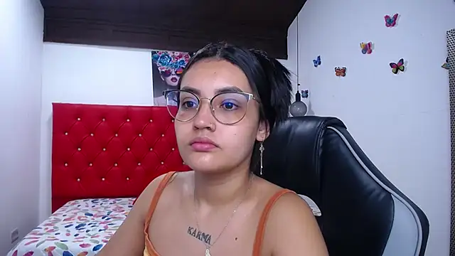 Snapshot of antonella_sweetlittle chatting on January 7, 2026, 9:56 am antonella sweetlittle online show from January 7, 2026, 9:56 am