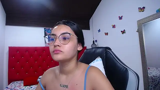 Snapshot of antonella_sweetlittle chatting on January 11, 2026, 10:42 am antonella sweetlittle online show from January 11, 2026, 10:42 am