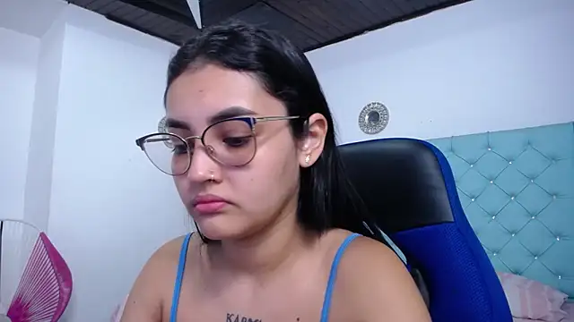 Snapshot of antonella_sweetlittle chatting on February 17, 2026, 11:18 am antonella sweetlittle online show from February 17, 2026, 11:18 am