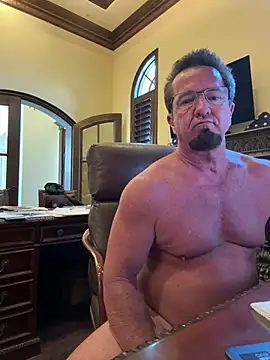 Snapshot of sluttydylan chatting on May 18, 2026, 7:20 pm sluttydylan online show from May 18, 2026, 7:20 pm