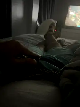 Anderbas18 online show from September 17, 2025, 6:42 pm