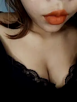 Snapshot of Sofia_xx2 chatting on March 4, 2025, 7:41 am Sofia xx2 online show from March 4, 2025, 7:41 am