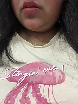 Snapshot of smile_pretty chatting on February 10, 2026, 5:50 pm smile pretty online show from February 10, 2026, 5:50 pm