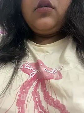 Snapshot of smile_pretty chatting on February 26, 2026, 5:34 pm smile pretty online show from February 26, 2026, 5:34 pm