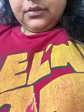 Snapshot of smile_pretty chatting on March 1, 2026, 7:27 pm smile pretty online show from March 1, 2026, 7:27 pm