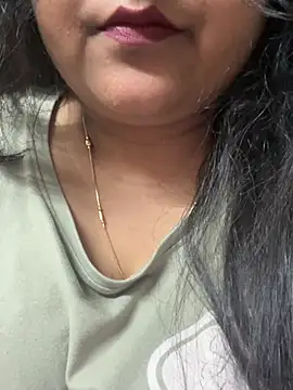 Snapshot of smile_pretty chatting on April 5, 2026, 6:49 pm smile pretty online show from April 5, 2026, 6:49 pm