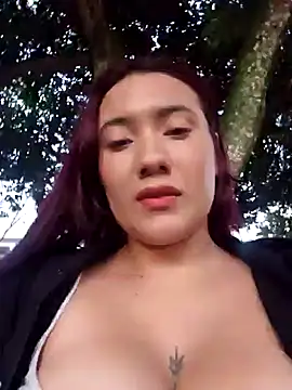 Snapshot of Blushing_Katy chatting on December 2, 2024, 10:50 am Blushing Katy online show from December 2, 2024, 10:50 am