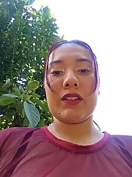 Snapshot of Blushing_Katy chatting on December 10, 2024, 7:00 pm Blushing Katy online show from December 10, 2024, 7:00 pm