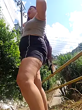 Snapshot of Blushing_Katy chatting on January 1, 2025, 6:38 pm Blushing Katy online show from January 1, 2025, 6:38 pm