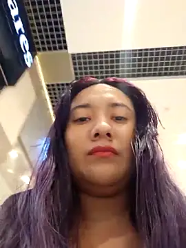 Snapshot of Blushing_Katy chatting on December 16, 2025, 12:15 am Blushing Katy online show from December 16, 2025, 12:15 am