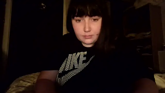 Lynylou online show from September 11, 2025, 8:09 pm