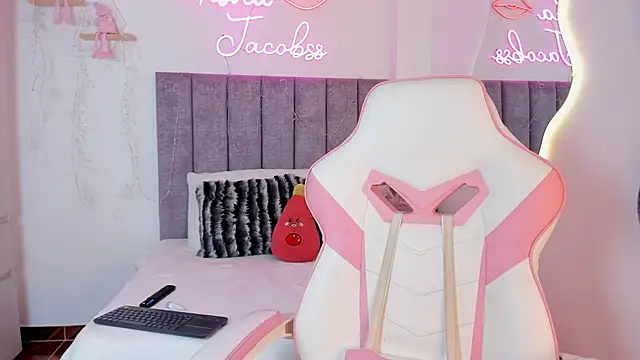 jacobss gh online show from November 28, 2025, 9:06 pm