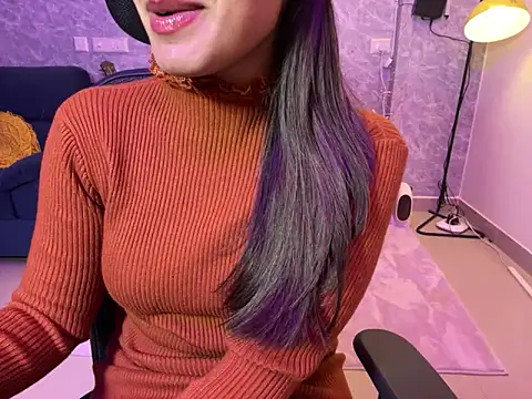 MidnightFlame online show from December 20, 2024, 7:07 pm