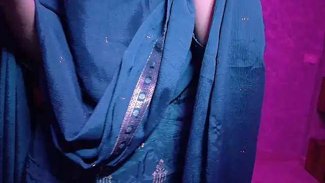 MidnightFlame online show from September 13, 2025, 7:46 pm