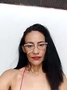 Snapshot of BarbaraMature chatting on January 15, 2025, 7:23 pm BarbaraMature online show from January 15, 2025, 7:23 pm