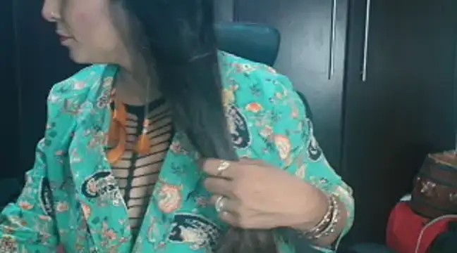 Snapshot of blzed420 chatting on December 26, 2024, 6:54 pm blzed420 online show from December 26, 2024, 6:54 pm