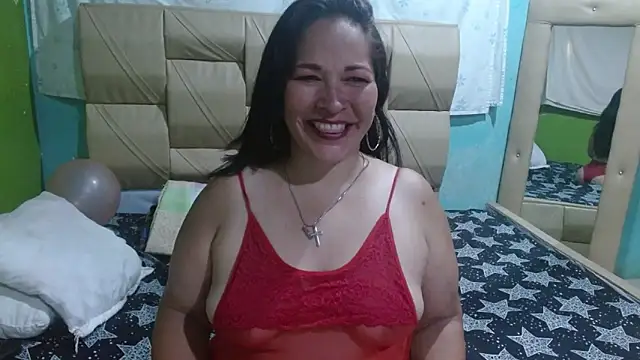 Stefanny Taylor  online show from September 20, 2025, 7:59 pm