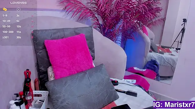 Maristxxr online show from March 13, 2025, 7:39 pm