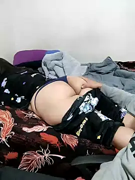 Angiee2001 online show from January 11, 2025, 9:47 am