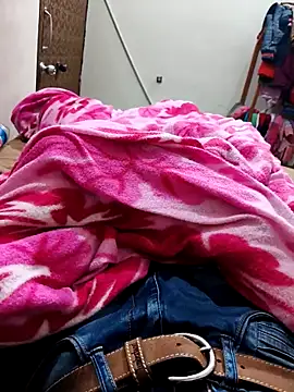 ayushdas7482 online show from November 24, 2025, 12:49 pm