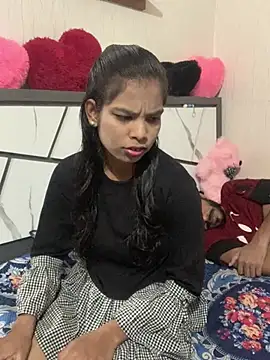 Snapshot of hottiess69 chatting on February 9, 2025, 6:47 pm hottiess69 online show from February 9, 2025, 6:47 pm