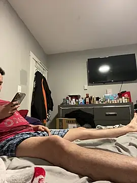 Clu0 online show from April 30, 2026, 12:11 pm