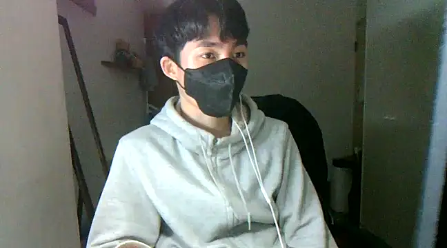 Snapshot of max5388 chatting on March 21, 2025, 5:45 pm max5388 online show from March 21, 2025, 5:45 pm