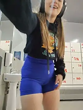 cindy love2 online show from May 21, 2026, 2:46 pm
