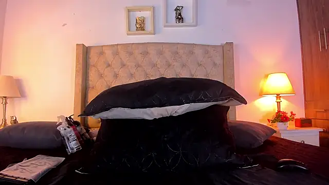 allisson m online show from March 5, 2026, 12:12 pm