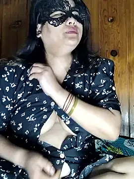 Cutehornycouples online show from June 4, 2026, 5:46 am