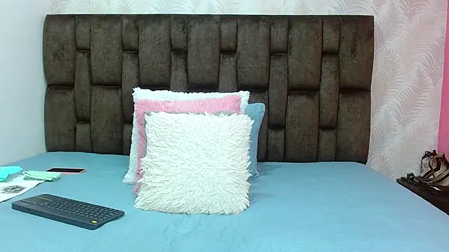 Snapshot of JuanitaDelMar chatting on February 11, 2025, 3:18 am JuanitaDelMar online show from February 11, 2025, 3:18 am