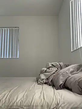 brookehoneynina online show from March 7, 2025, 9:06 pm