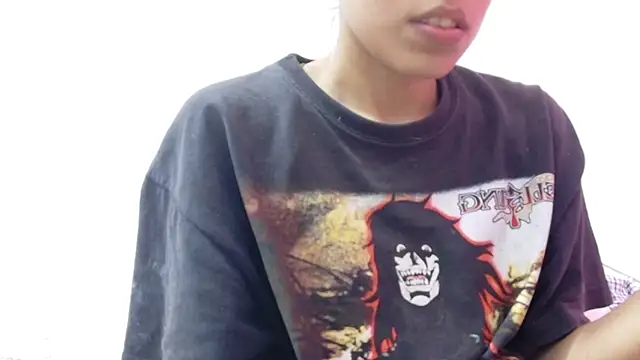 Snapshot of yourcuteneighbourr chatting on February 20, 2026, 6:26 am yourcuteneighbourr online show from February 20, 2026, 6:26 am